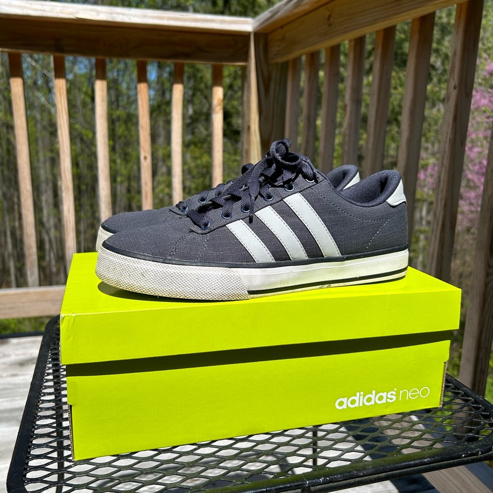 Adidas tennis shoes